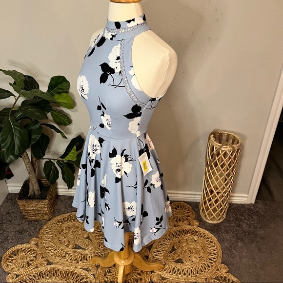 NWT B Darlin Womens Floral Halter Fit & Flare Dress - Picture 4 of 9